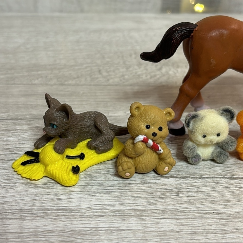 Toy Lot - Picture 2 of 13